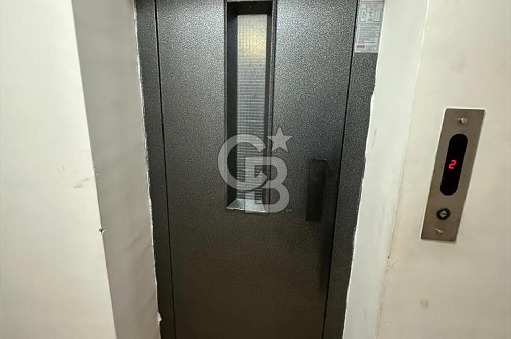 Bayraklı İzban Yakını Köşe Konumda 2+1 Satılık Daire