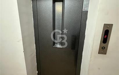 Bayraklı İzban Yakını Köşe Konumda 2+1 Satılık Daire