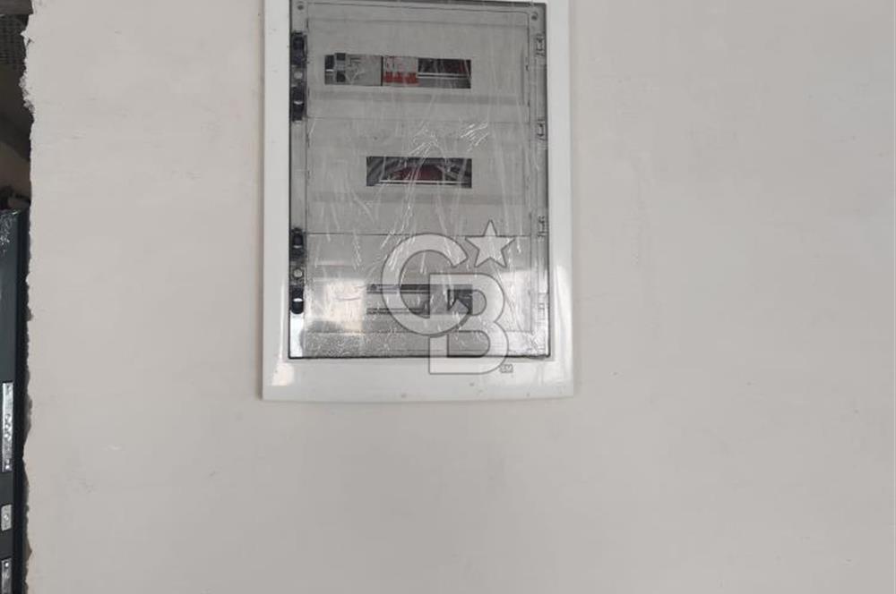 KAĞITHANE TALATPAŞA’DA 7 KATLI KOMPLE BİNADA 1600 M² KİRALIK TİCARİ ALAN