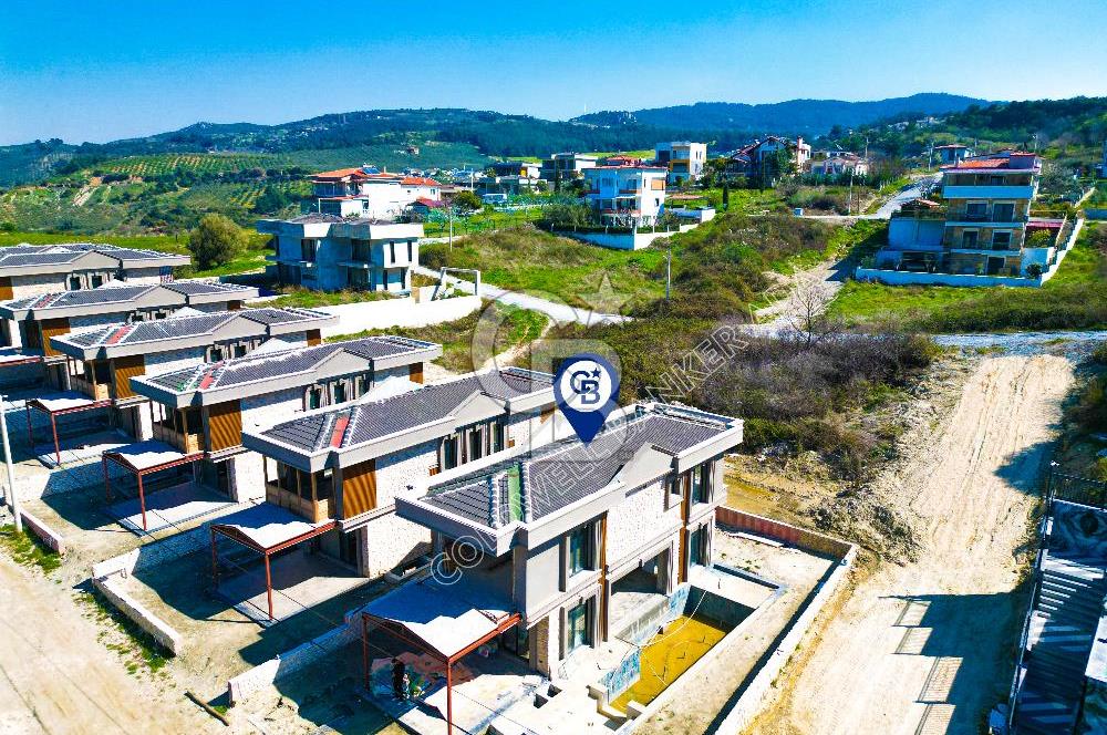 Kuşadası Yayla Köy'de Satılık Özel Havuzlu 4+1 Villa