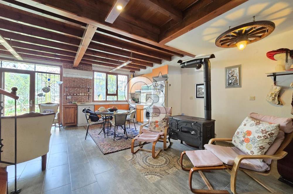 Küçükköy Merkezde Ticari Kullanımlı Bahçeli 3+1 Taş Ev