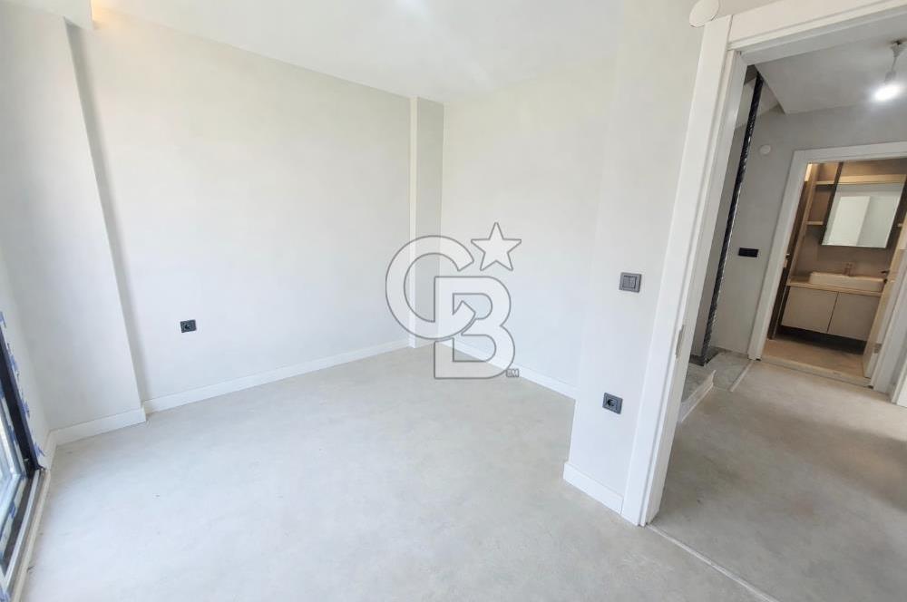 SEFERİHİSAR ÇOLAK İBRAHİM BEY' DE SIFIR 3+1 BAHÇELİ DUBLEKS VİLLA