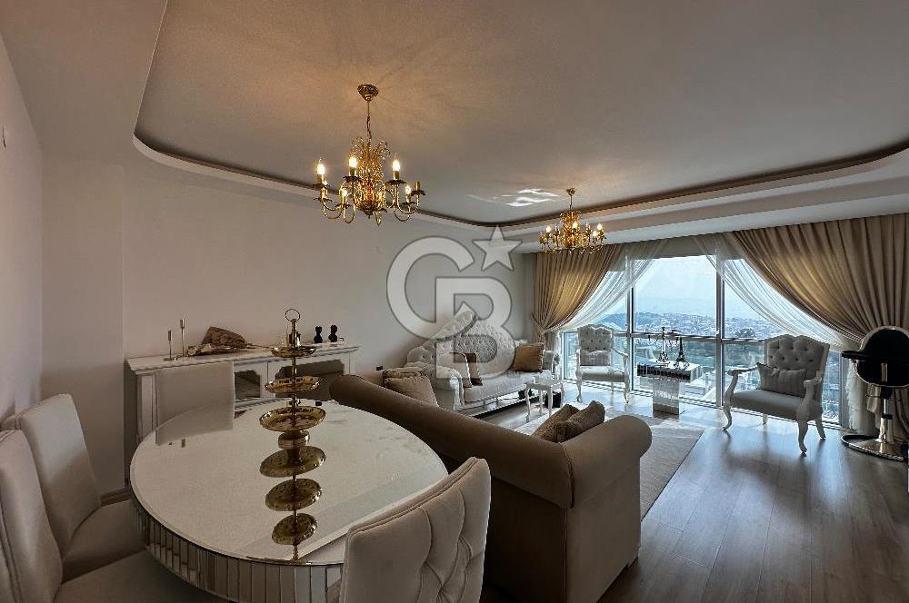 Deniz Manzaralı Bayraklı  Nafız Gürman da Havuzlu Sitede 3+1 165m2 Satılık Lüks Daire 