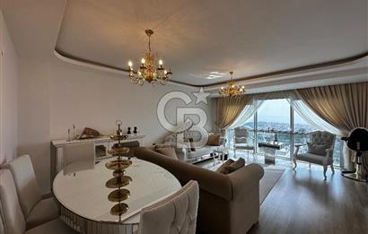 Deniz Manzaralı Bayraklı  Nafız Gürman da Havuzlu Sitede 3+1 165m2 Satılık Lüks Daire 