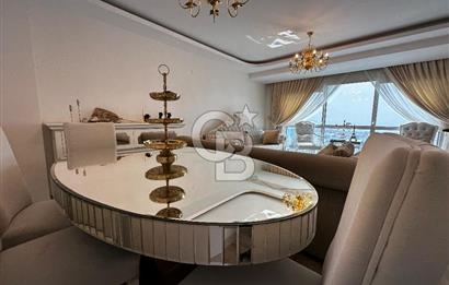 Deniz Manzaralı Bayraklı  Nafız Gürman da Havuzlu Sitede 3+1 165m2 Satılık Lüks Daire 