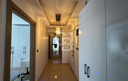 Deniz Manzaralı Bayraklı  Nafız Gürman da Havuzlu Sitede 3+1 165m2 Satılık Lüks Daire 