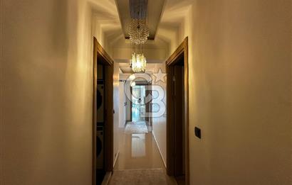 Deniz Manzaralı Bayraklı  Nafız Gürman da Havuzlu Sitede 3+1 165m2 Satılık Lüks Daire 