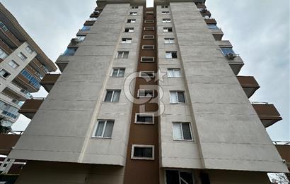 Deniz Manzaralı Bayraklı  Nafız Gürman da Havuzlu Sitede 3+1 165m2 Satılık Lüks Daire 