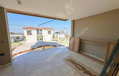Kuşadası Yayla Köy'de Satılık Özel Havuzlu 4+1 Villa