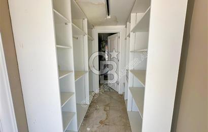 Kuşadası Yayla Köy'de Satılık Özel Havuzlu 4+1 Villa