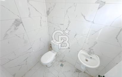 Kuşadası Davutlar'da Anayol Üzerinde Fırsat Dükkân