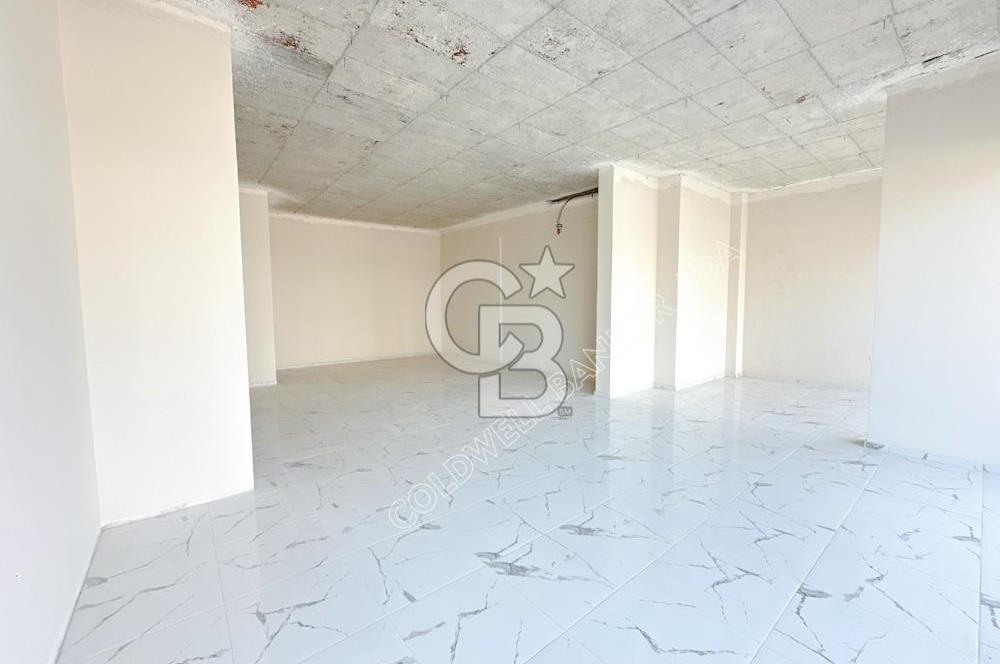 Kuşadası Davutlar'da Anayol Üzerinde Fırsat Dükkân