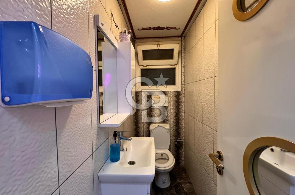 Menderes Cad. Üzerinde Ticari İşletmeye Uygun Satılık 3+1 Daire