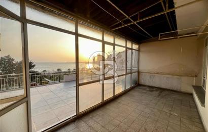 Bayraklı Sahilde Körfez Manzaralı Çift Cephe 2+1 Kiralık Daire