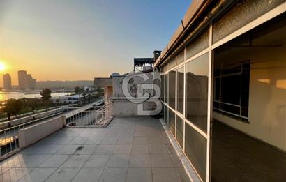 Bayraklı Sahilde Körfez Manzaralı Çift Cephe 2+1 Kiralık Daire