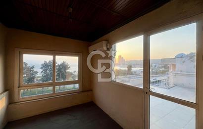 Bayraklı Sahilde Körfez Manzaralı Çift Cephe 2+1 Kiralık Daire