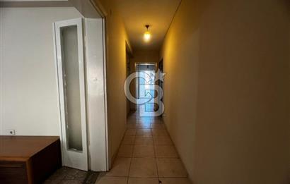 Bayraklı Sahilde Körfez Manzaralı Çift Cephe 2+1 Kiralık Daire