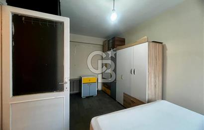 Bayraklı Sahilde Körfez Manzaralı Çift Cephe 2+1 Kiralık Daire