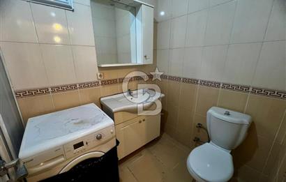 Bayraklı Sahilde Körfez Manzaralı Çift Cephe 2+1 Kiralık Daire