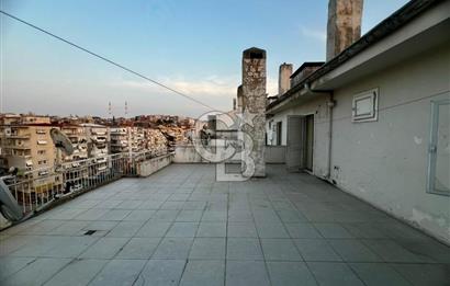 Bayraklı Sahilde Körfez Manzaralı Çift Cephe 2+1 Kiralık Daire