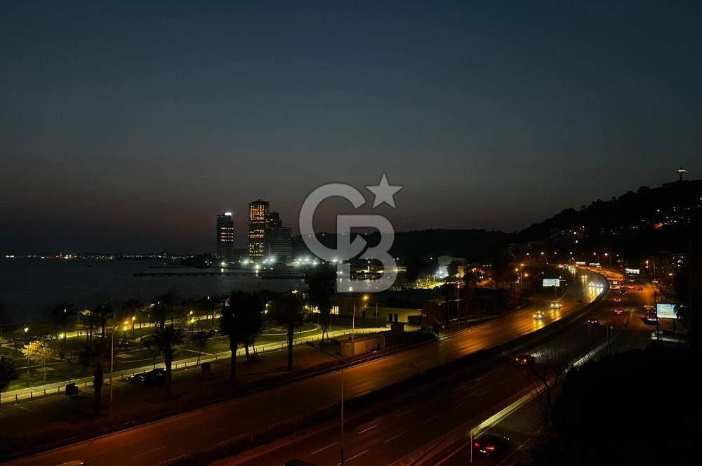 Bayraklı Sahilde Körfez Manzaralı Çift Cephe 2+1 Kiralık Daire