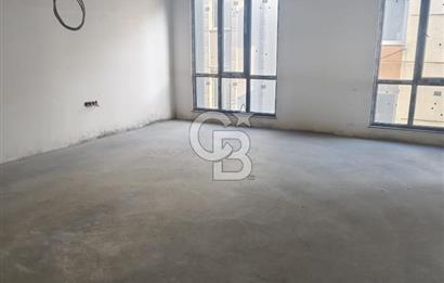 KAĞITHANE TALATPAŞA’DA 7 KATLI KOMPLE BİNADA 1600 M² KİRALIK TİCARİ ALAN