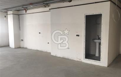 KAĞITHANE TALATPAŞA’DA 7 KATLI KOMPLE BİNADA 1600 M² KİRALIK TİCARİ ALAN