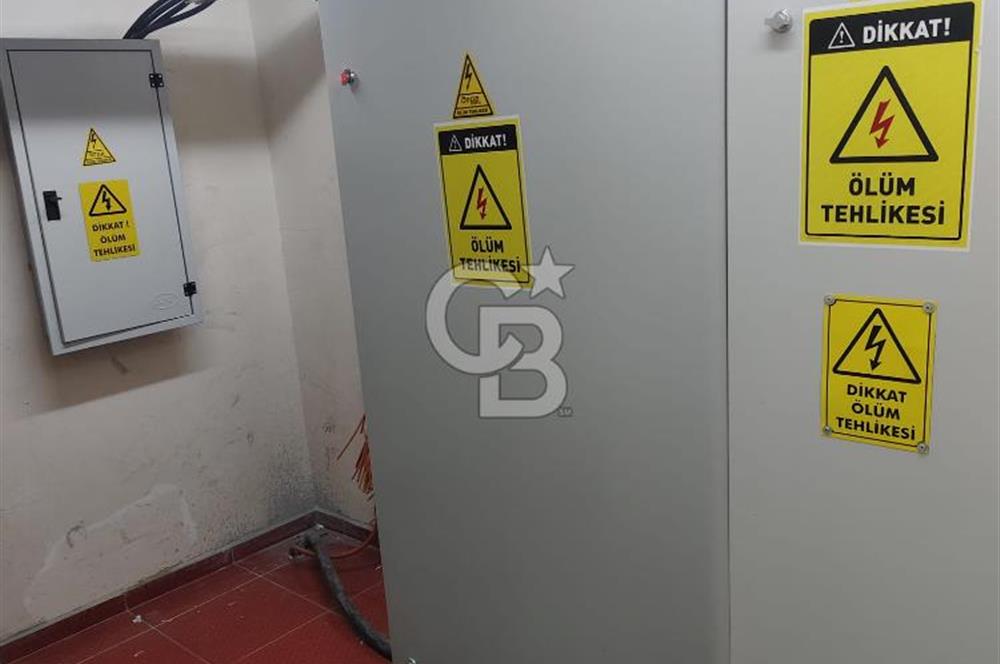 KAĞITHANE TALATPAŞA’DA 7 KATLI KOMPLE BİNADA 1600 M² KİRALIK TİCARİ ALAN