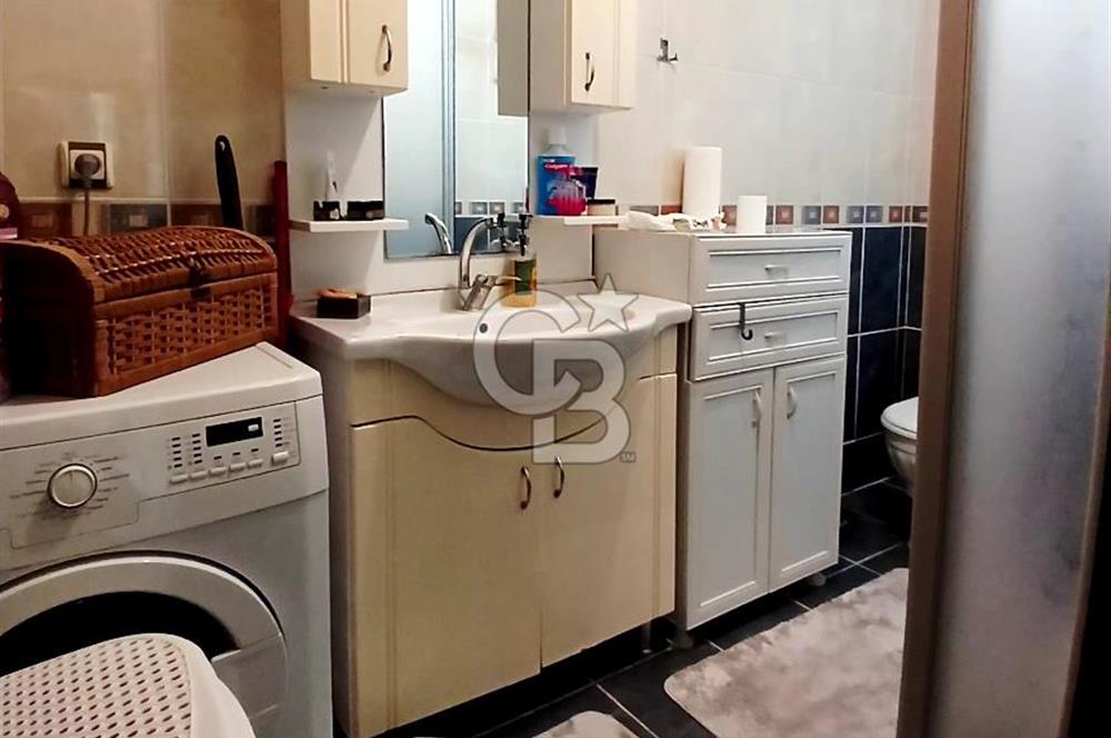 ŞERİFALİDE SATILIK ARAKAT 2+1 DAİRE 