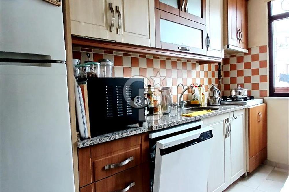 ŞERİFALİDE SATILIK ARAKAT 2+1 DAİRE 