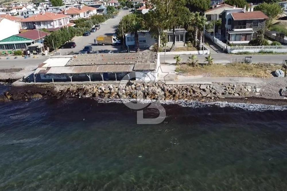 Foça gencelli de denize sıfır ticari mülk