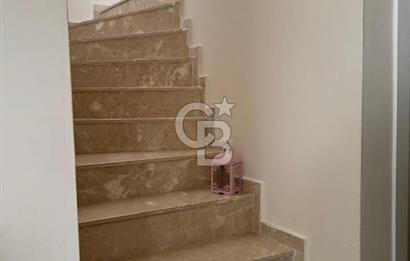 Karşıyaka Örnekköy de 2+1 duble daire 