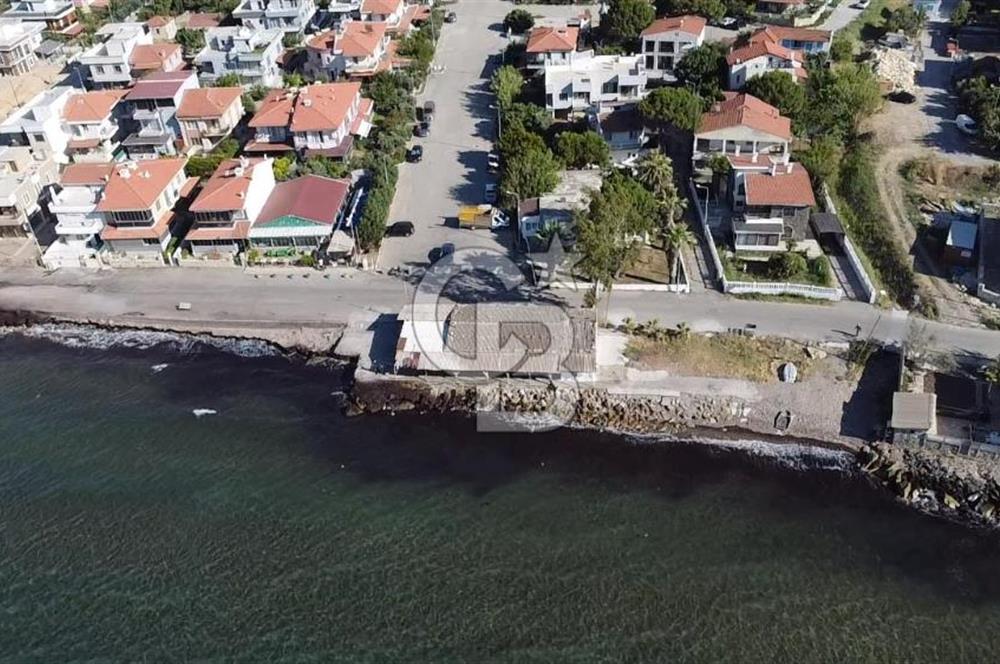 Foça gencelli de denize sıfır ticari mülk