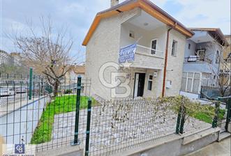 Batıkent Metro Yakını, Bahçeli Villa, Köşe Konumlu - 1 - 339671