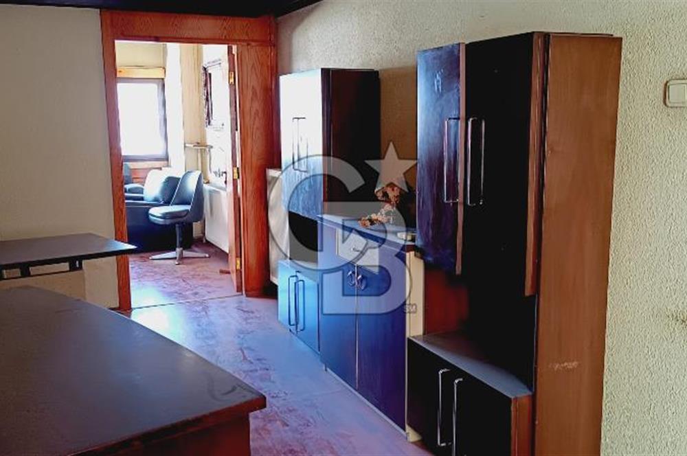 Kemeraltı Çarşısı ,Batar katlı, Geniş Satılık Ofis
