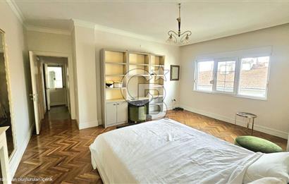 ÇANKAYA CİNNAHA AÇILAN SOKAKTA MERKEZİ BALKONLU MANZARALI