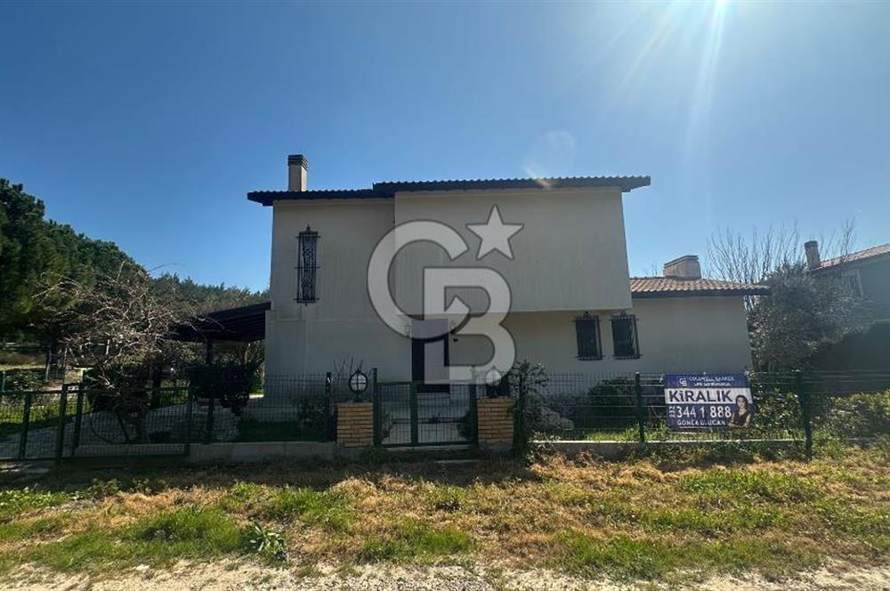 URLA ALTINKÖY ÇİFTLİKEVLERİNDE GENİŞ BAHÇELİ 3+1 KİRALIK VİLLA