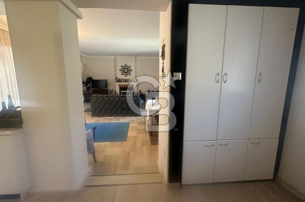 URLA ALTINKÖY ÇİFTLİKEVLERİNDE GENİŞ BAHÇELİ 3+1 KİRALIK VİLLA
