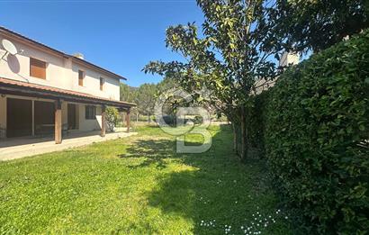 URLA ALTINKÖY ÇİFTLİKEVLERİNDE GENİŞ BAHÇELİ 3+1 KİRALIK VİLLA