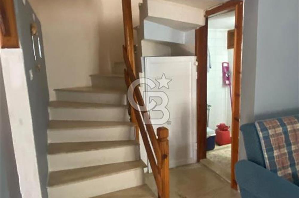 Karaburun Kaynarpınar'da 3+1 Denize Yürüme Mesafesi'nde Villa