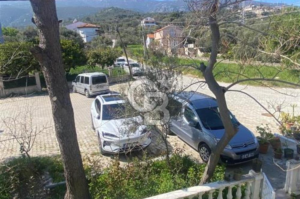 Karaburun Kaynarpınar'da 3+1 Denize Yürüme Mesafesi'nde Villa