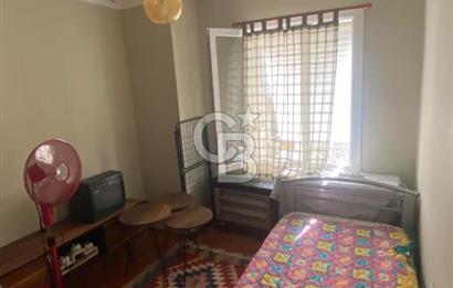 Karaburun Kaynarpınar'da 3+1 Denize Yürüme Mesafesi'nde Villa