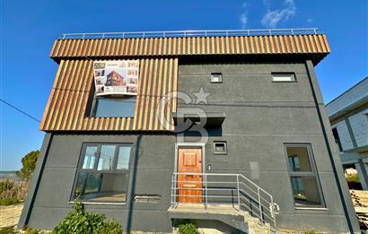 Çanakkale Lapseki Köprüyaka Villalarında Oturuma Hazır 3+1 Villa