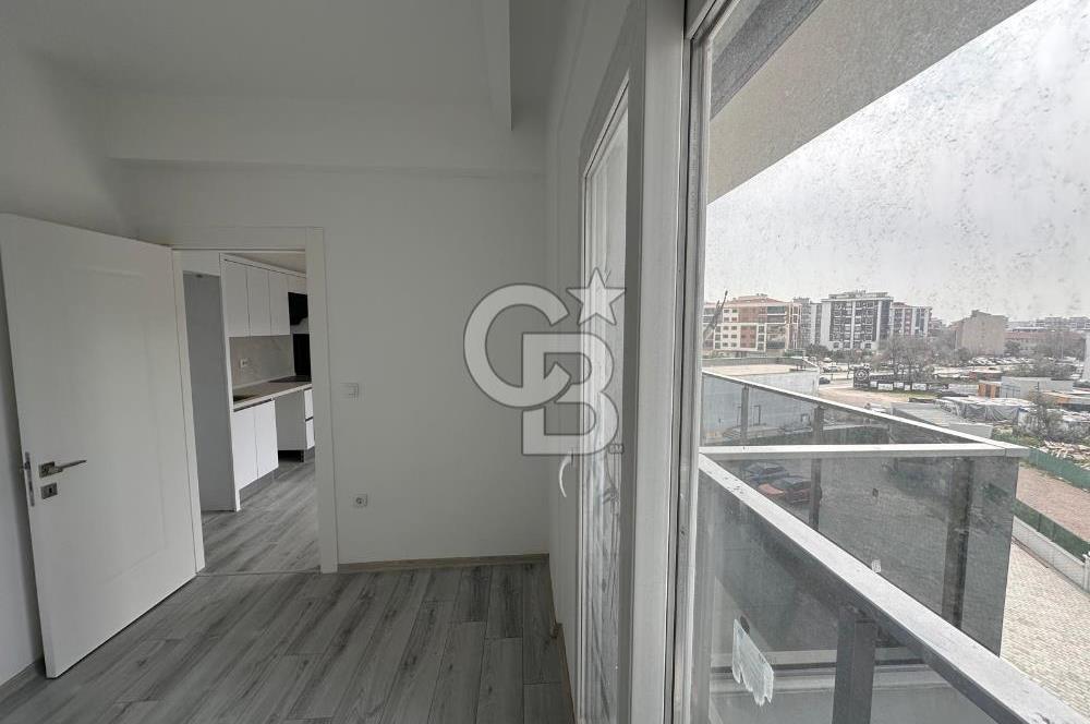 KATİP ÇELEBİ ÜNV KARŞISI SİTE İÇİ KİRALIK 1+1 DAİRE