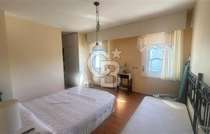 URLA ALTINKÖY ÇİFTLİKEVLERİNDE GENİŞ BAHÇELİ 3+1 KİRALIK VİLLA