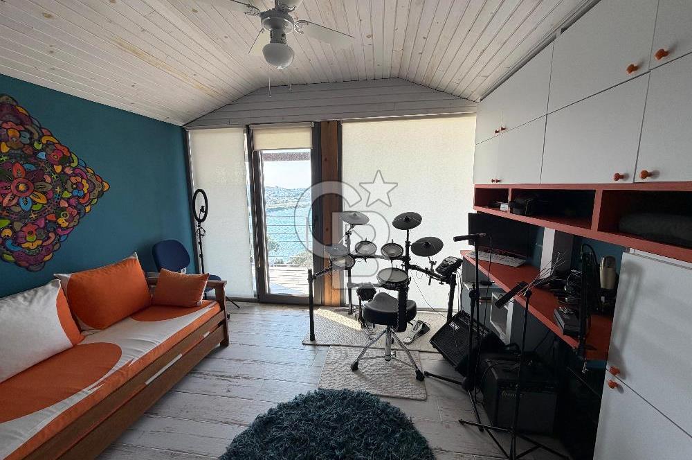 Kaz Dağları Manzaralı Arturda Özel Mimari Lüks Villa