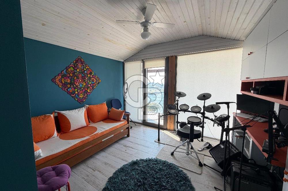 Kaz Dağları Manzaralı Arturda Özel Mimari Lüks Villa