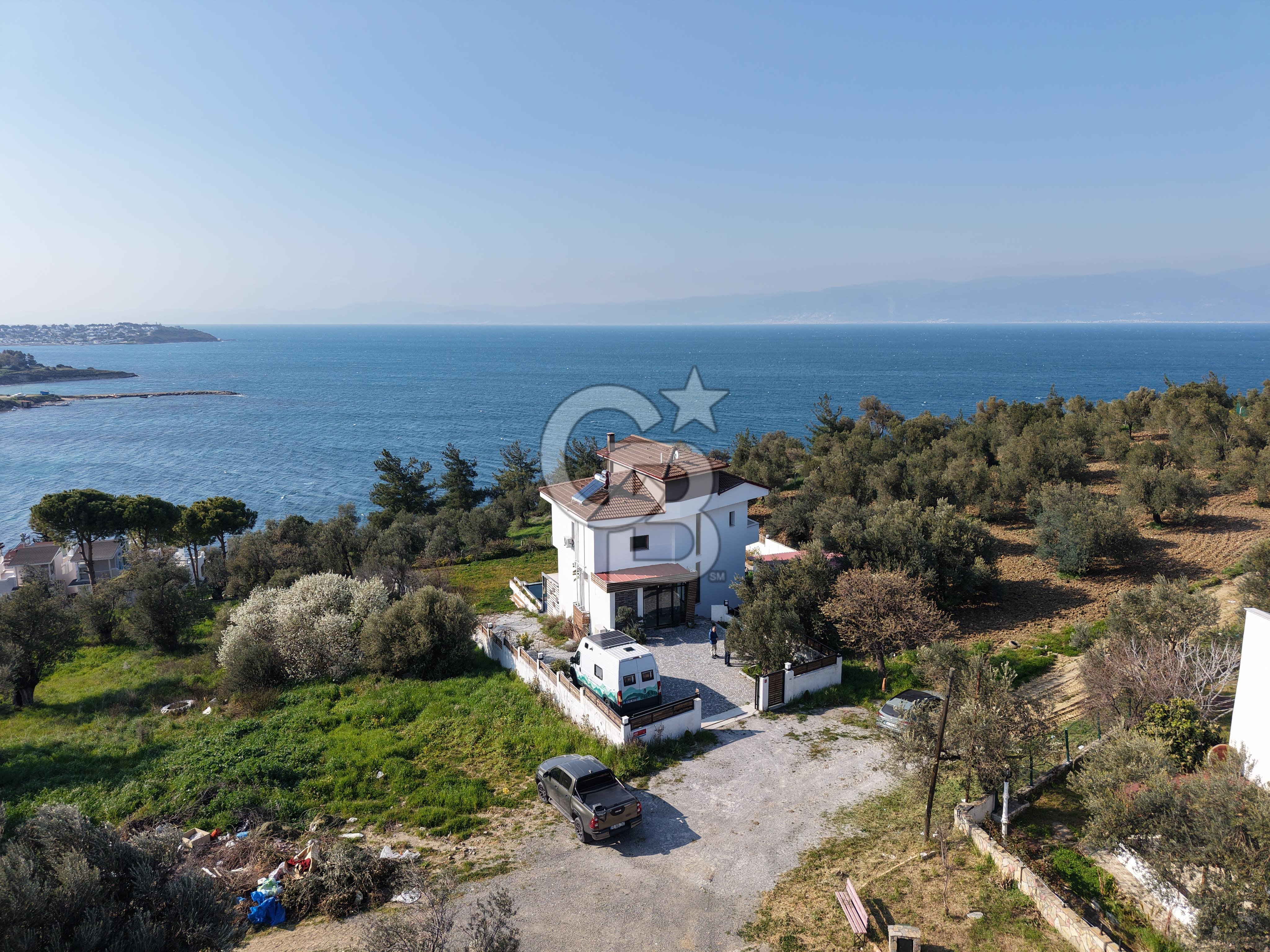 Kaz Dağları Manzaralı Arturda Özel Mimari Lüks Villa