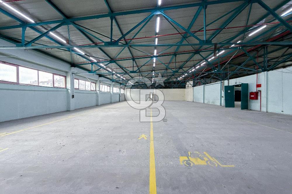 AVCILAR E-5 CADDE ÜZERİNDE KİRALIK 7.500m² FABRİKA/DEPO