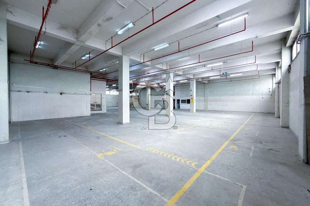 AVCILAR E-5 CADDE ÜZERİNDE KİRALIK 7.500m² FABRİKA/DEPO